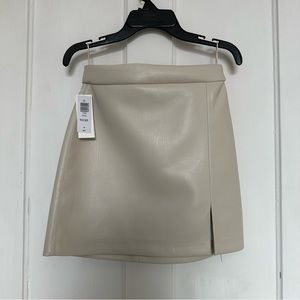 Aritzia Wilfred Patio skirt 00